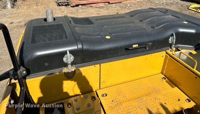 image for item DO3182 2015 Caterpillar 323FL excavator