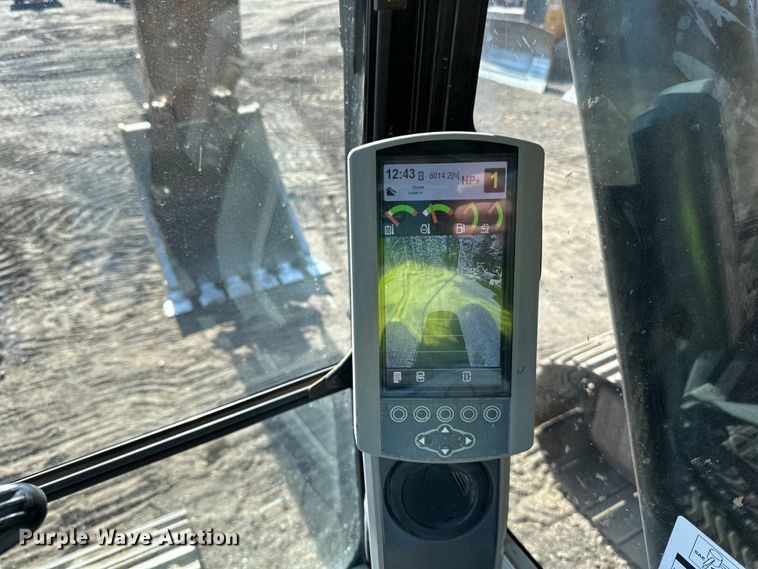 image for item DO3182 2015 Caterpillar 323FL excavator