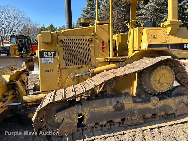 image for item DO3183 1993 Caterpillar D4H dozer