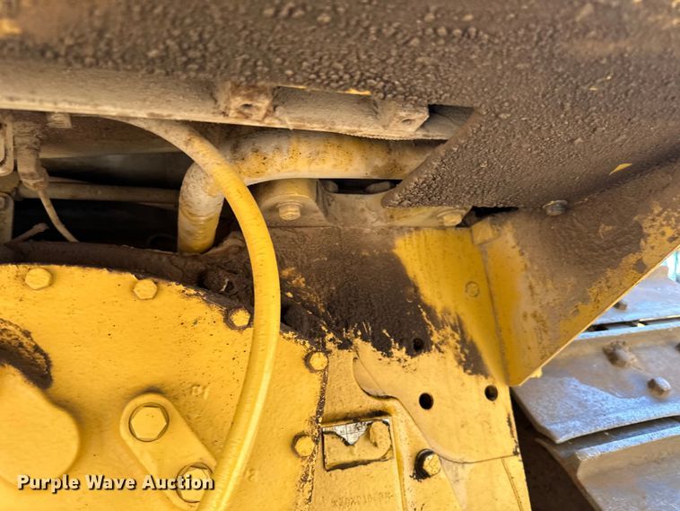 image for item DO3183 1993 Caterpillar D4H dozer