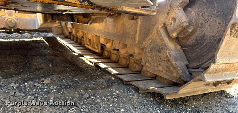 image for item DO3183 1993 Caterpillar D4H dozer