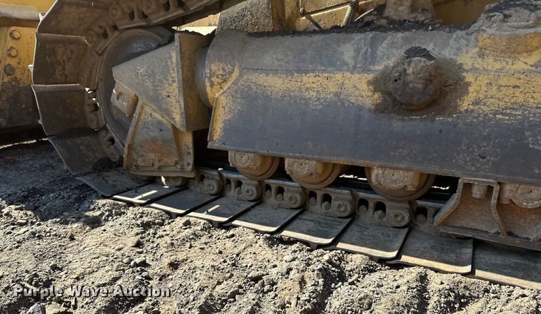 image for item DO3183 1993 Caterpillar D4H dozer