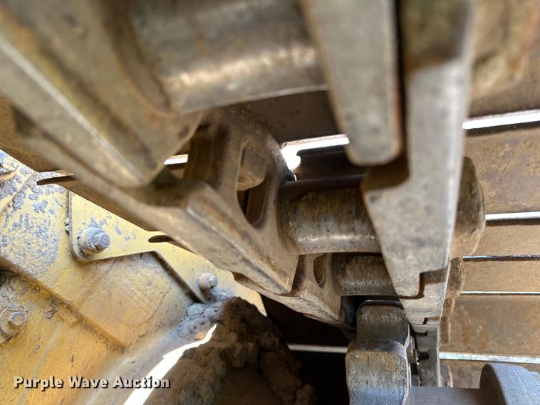 image for item DO3183 1993 Caterpillar D4H dozer