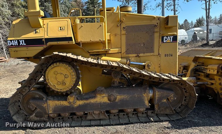 image for item DO3183 1993 Caterpillar D4H dozer