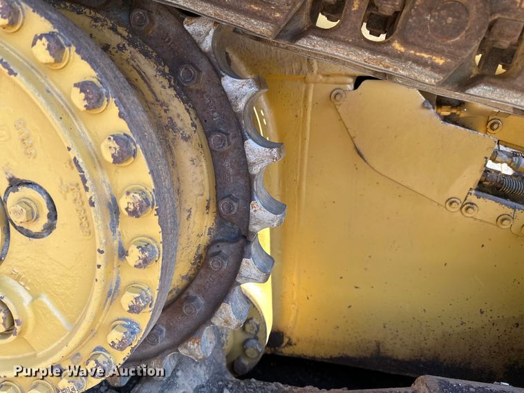 image for item DO3183 1993 Caterpillar D4H dozer