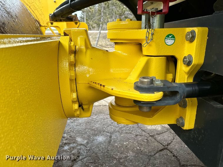 image for item DO3185 2014 Bomag BW 211D-40 single drum vibratory roller