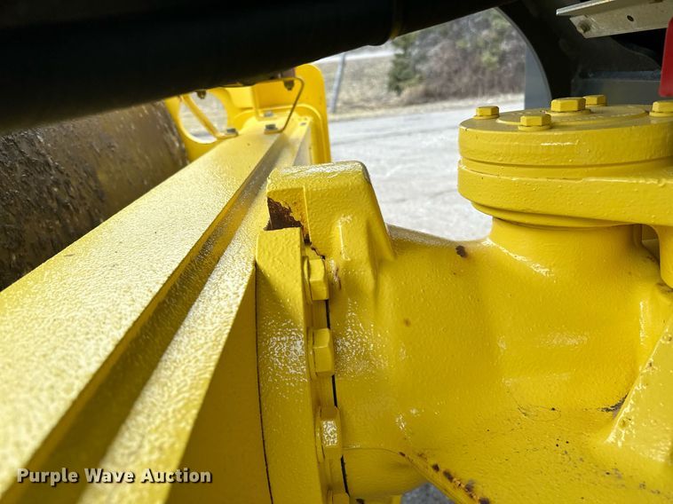 image for item DO3185 2014 Bomag BW 211D-40 single drum vibratory roller