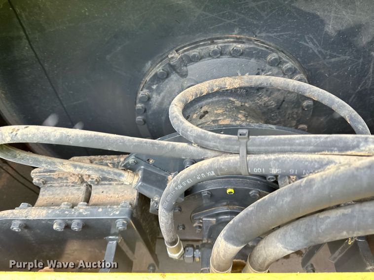 image for item DO3185 2014 Bomag BW 211D-40 single drum vibratory roller