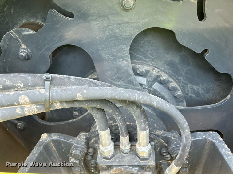 image for item DO3185 2014 Bomag BW 211D-40 single drum vibratory roller