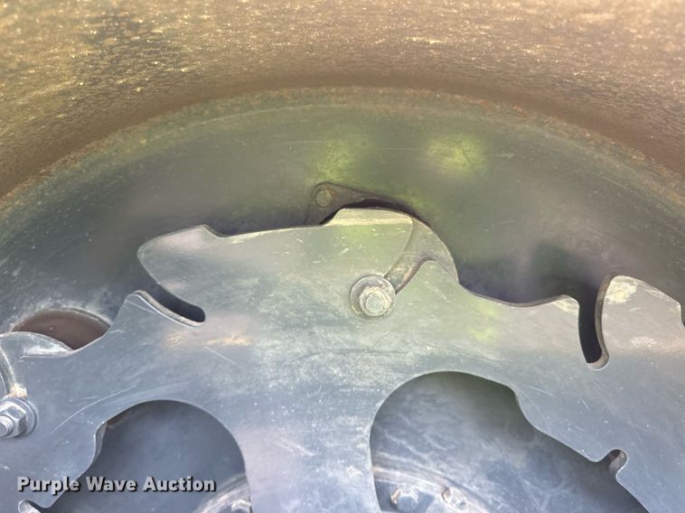 image for item DO3185 2014 Bomag BW 211D-40 single drum vibratory roller