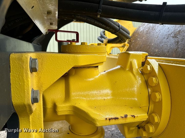 image for item DO3185 2014 Bomag BW 211D-40 single drum vibratory roller