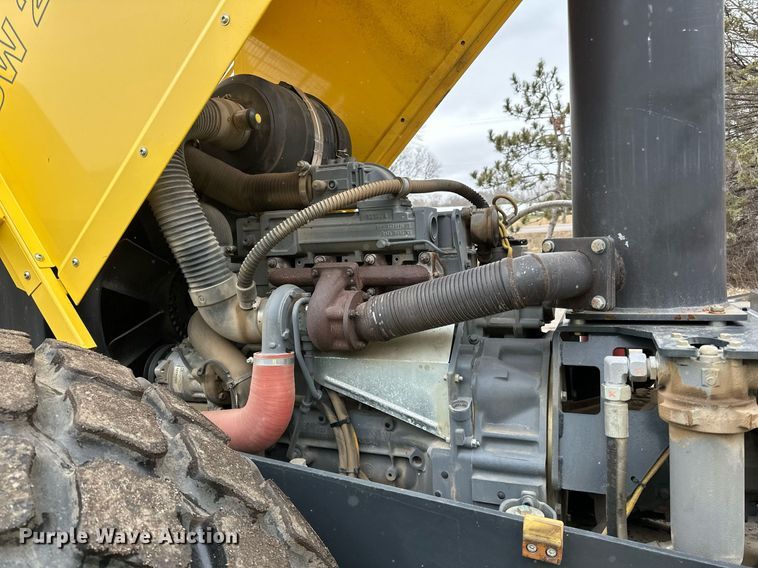 image for item DO3185 2014 Bomag BW 211D-40 single drum vibratory roller