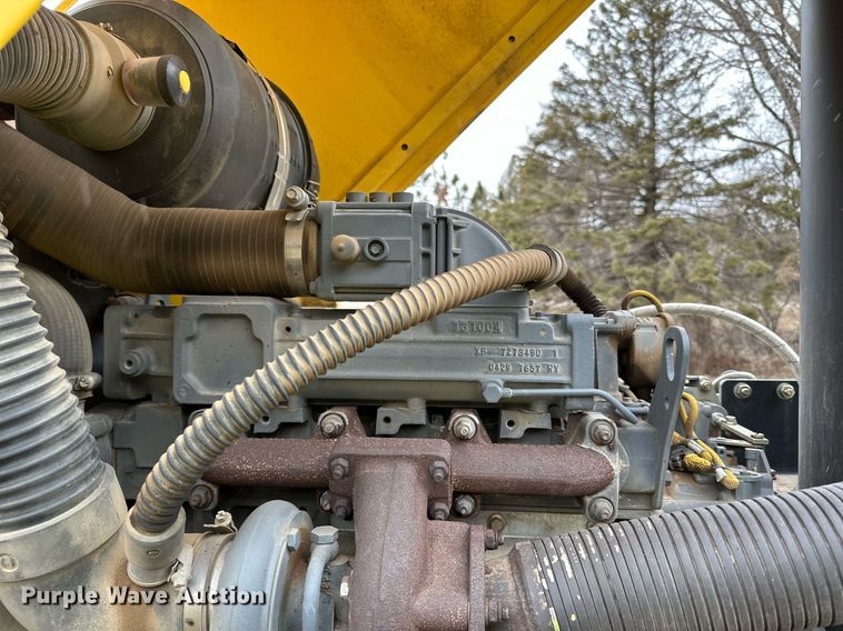 image for item DO3185 2014 Bomag BW 211D-40 single drum vibratory roller