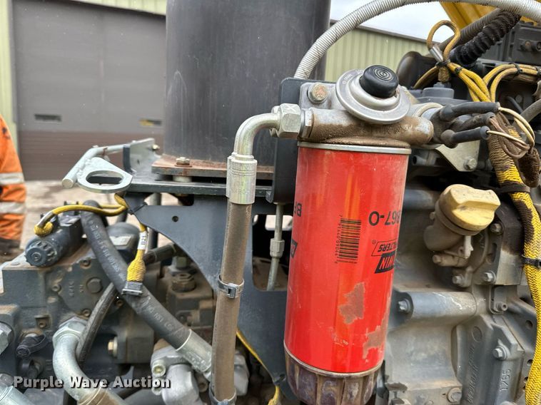 image for item DO3185 2014 Bomag BW 211D-40 single drum vibratory roller