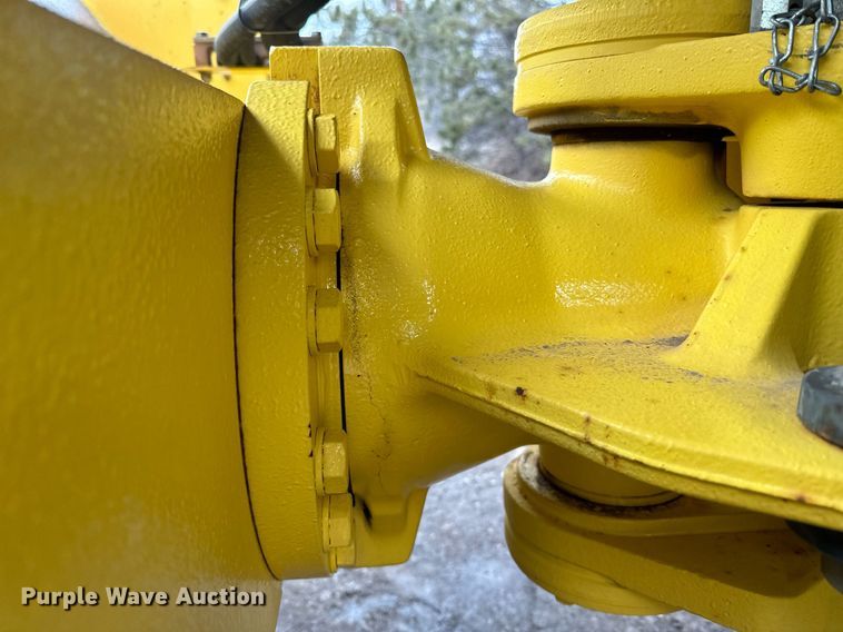 image for item DO3186 2014 Bomag BW211D-40 single drum roller