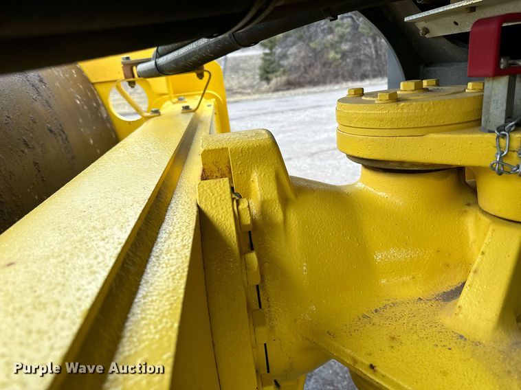 image for item DO3186 2014 Bomag BW211D-40 single drum roller