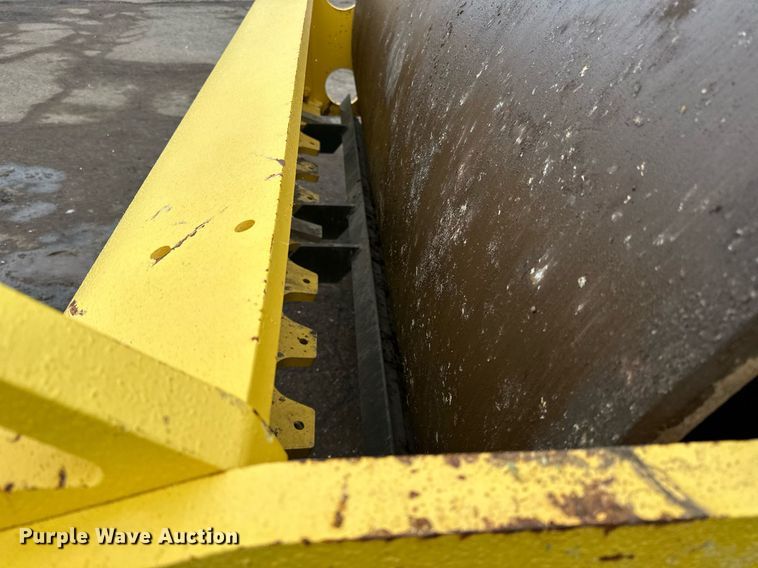 image for item DO3186 2014 Bomag BW211D-40 single drum roller