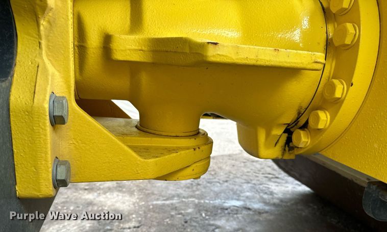 image for item DO3186 2014 Bomag BW211D-40 single drum roller
