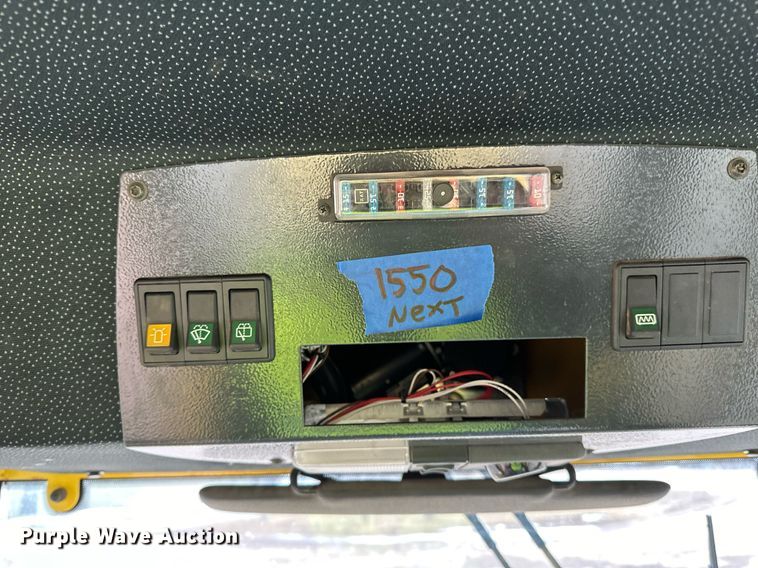 image for item DO3186 2014 Bomag BW211D-40 single drum roller