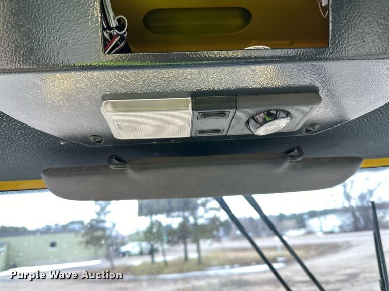 image for item DO3186 2014 Bomag BW211D-40 single drum roller