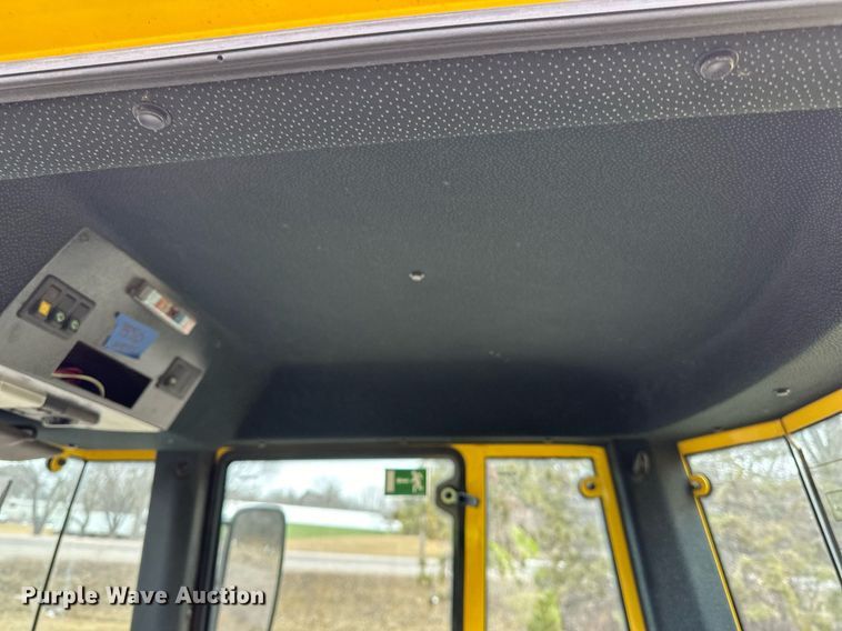 image for item DO3186 2014 Bomag BW211D-40 single drum roller