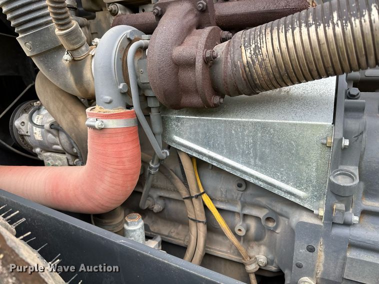 image for item DO3186 2014 Bomag BW211D-40 single drum roller