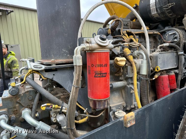 image for item DO3186 2014 Bomag BW211D-40 single drum roller