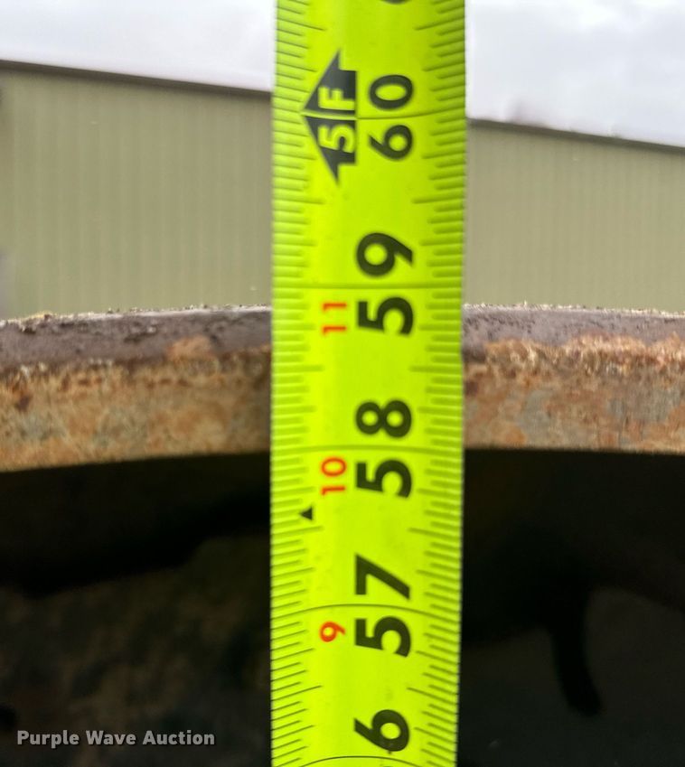 image for item DO3186 2014 Bomag BW211D-40 single drum roller