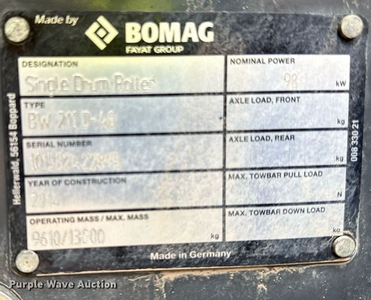 image for item DO3186 2014 Bomag BW211D-40 single drum roller