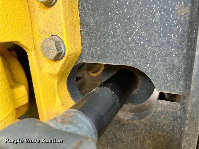 image for item DO3187 2014 Bomag BW 211D-40 single drum vibratory roller