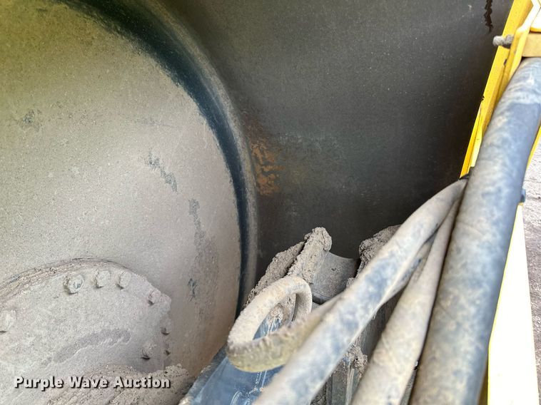 image for item DO3187 2014 Bomag BW 211D-40 single drum vibratory roller