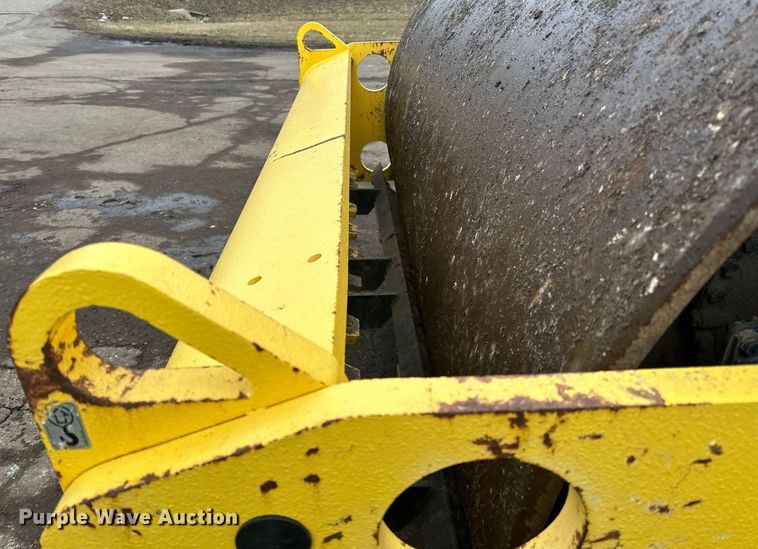image for item DO3187 2014 Bomag BW 211D-40 single drum vibratory roller