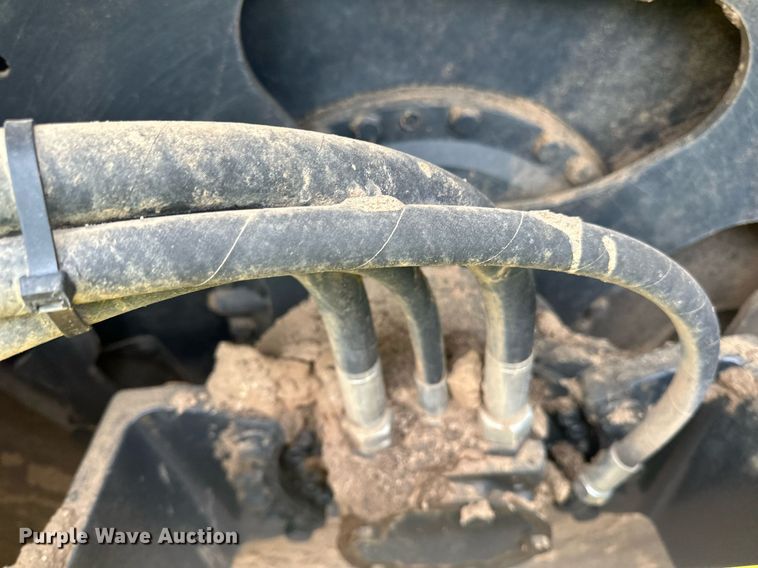 image for item DO3187 2014 Bomag BW 211D-40 single drum vibratory roller