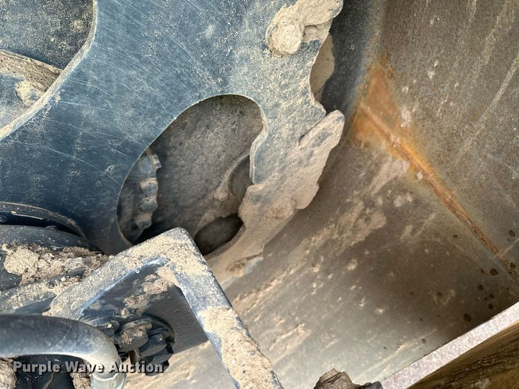 image for item DO3187 2014 Bomag BW 211D-40 single drum vibratory roller