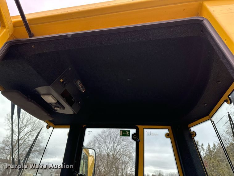 image for item DO3187 2014 Bomag BW 211D-40 single drum vibratory roller