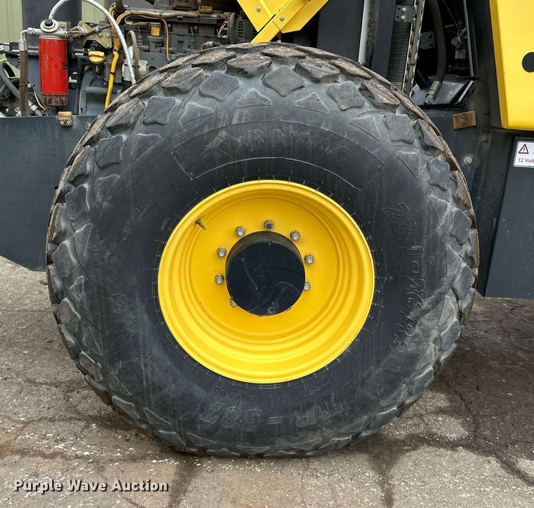 image for item DO3187 2014 Bomag BW 211D-40 single drum vibratory roller