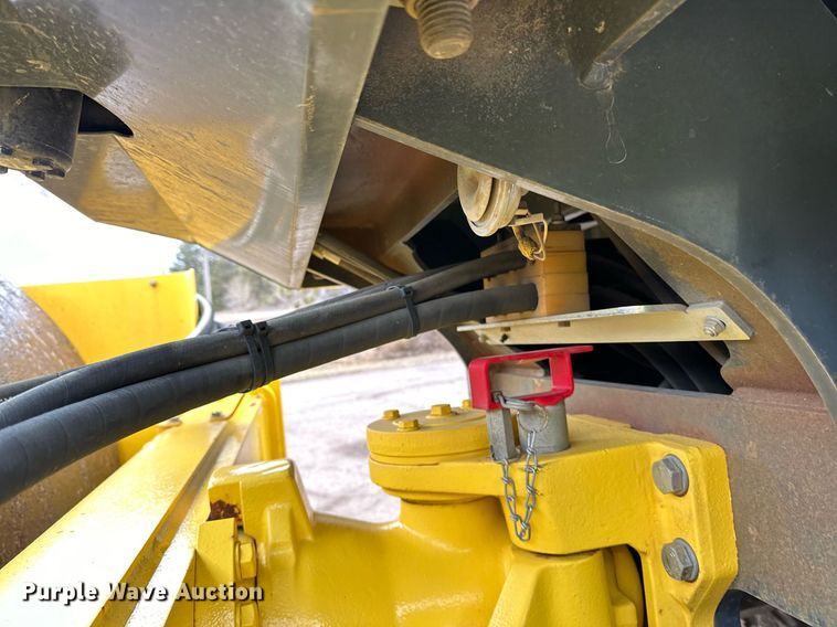 image for item DO3188 2014 Bomag BW 211D-40 single drum vibratory roller