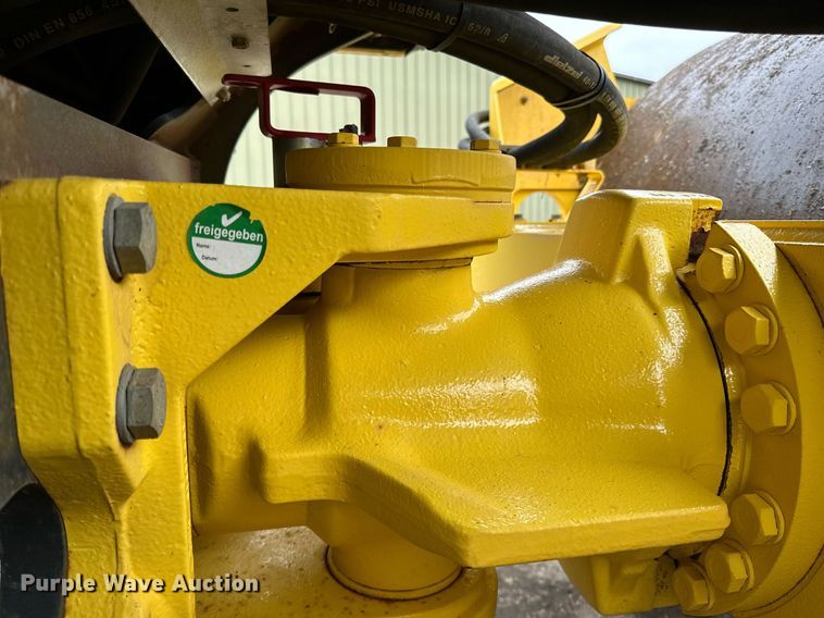 image for item DO3188 2014 Bomag BW 211D-40 single drum vibratory roller