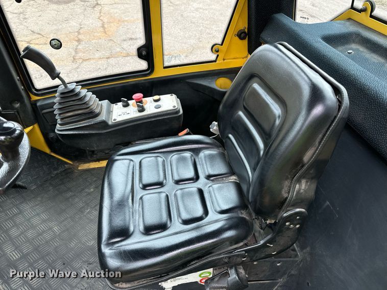 image for item DO3188 2014 Bomag BW 211D-40 single drum vibratory roller