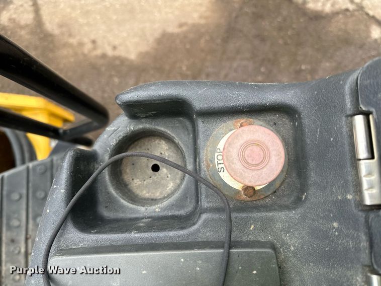 image for item DO3189 2006 Ingersoll Rand SD45D single drum vibratory roller