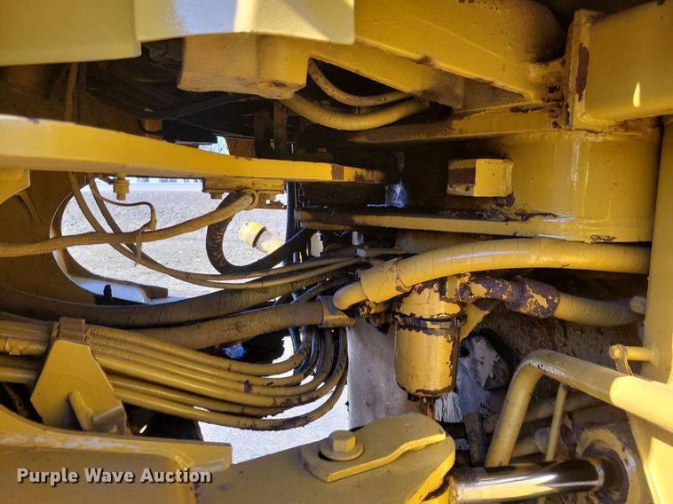 image for item DO3190 1988 Caterpillar 950E wheel loader