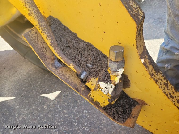 image for item DO3190 1988 Caterpillar 950E wheel loader