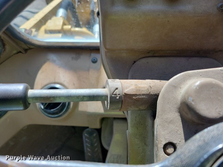 image for item DO3190 1988 Caterpillar 950E wheel loader