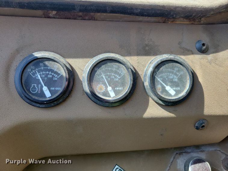 image for item DO3190 1988 Caterpillar 950E wheel loader