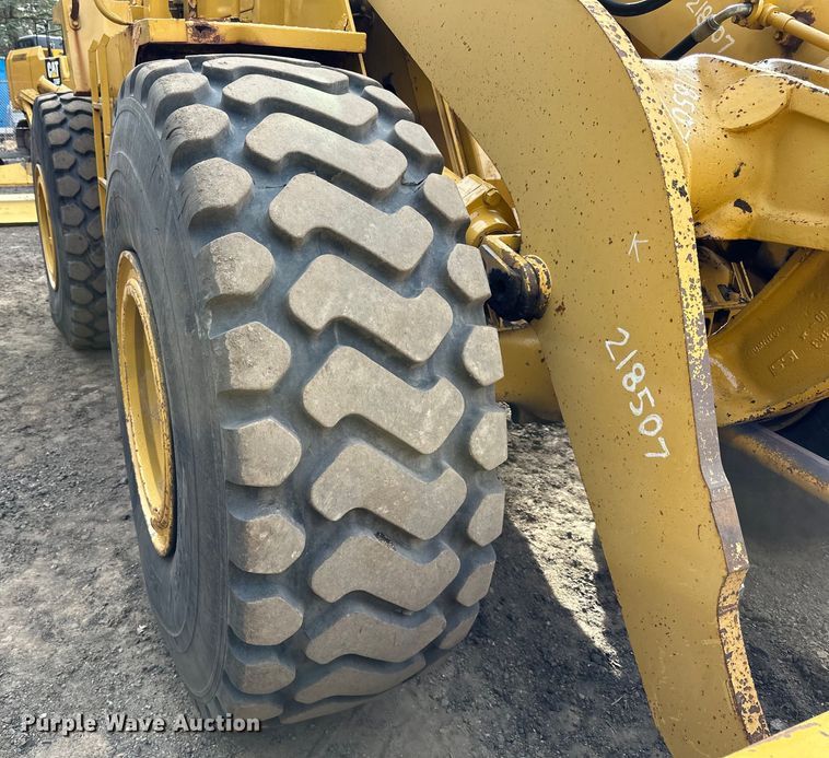 image for item DO3190 1988 Caterpillar 950E wheel loader