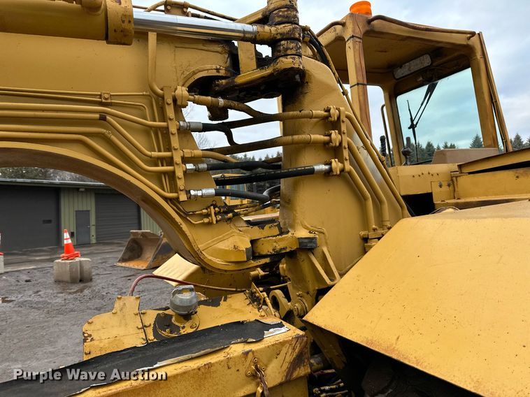 image for item DO3191 1988 Caterpillar  613C elevating scraper