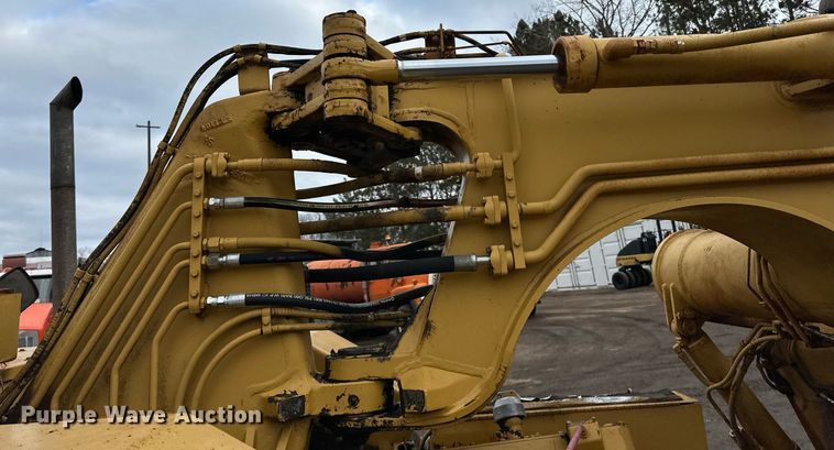 image for item DO3191 1988 Caterpillar  613C elevating scraper