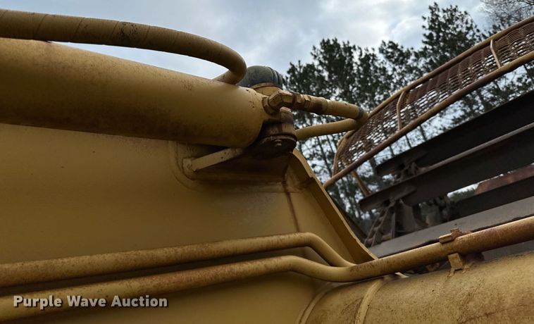 image for item DO3191 1988 Caterpillar  613C elevating scraper