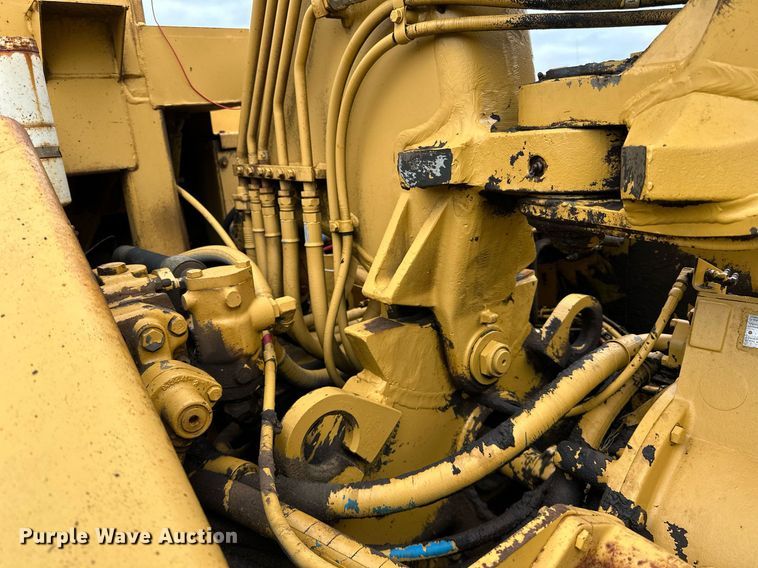 image for item DO3191 1988 Caterpillar  613C elevating scraper