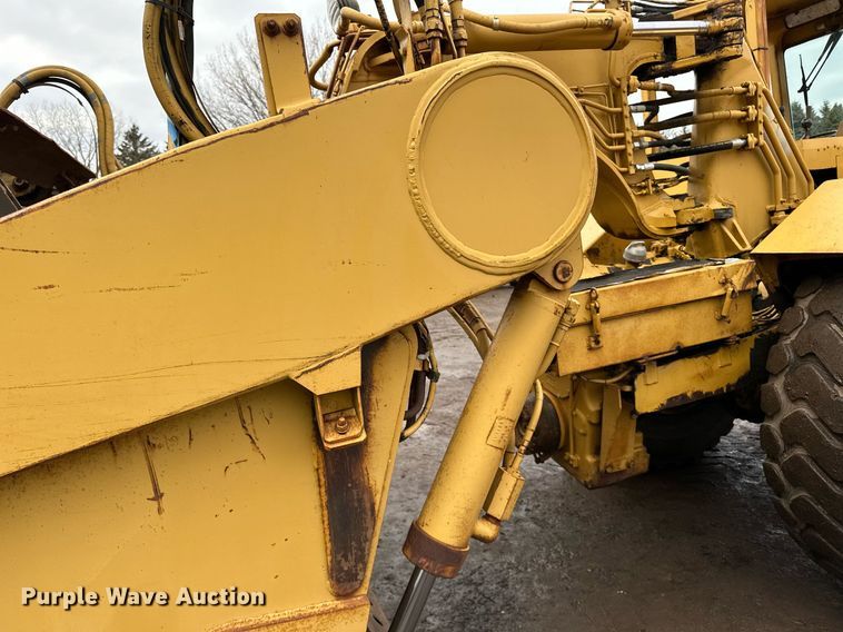 image for item DO3191 1988 Caterpillar  613C elevating scraper